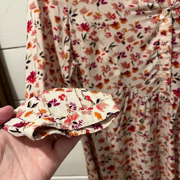 Beachlunchlounge floral blouse size S - Picture 7 of 9